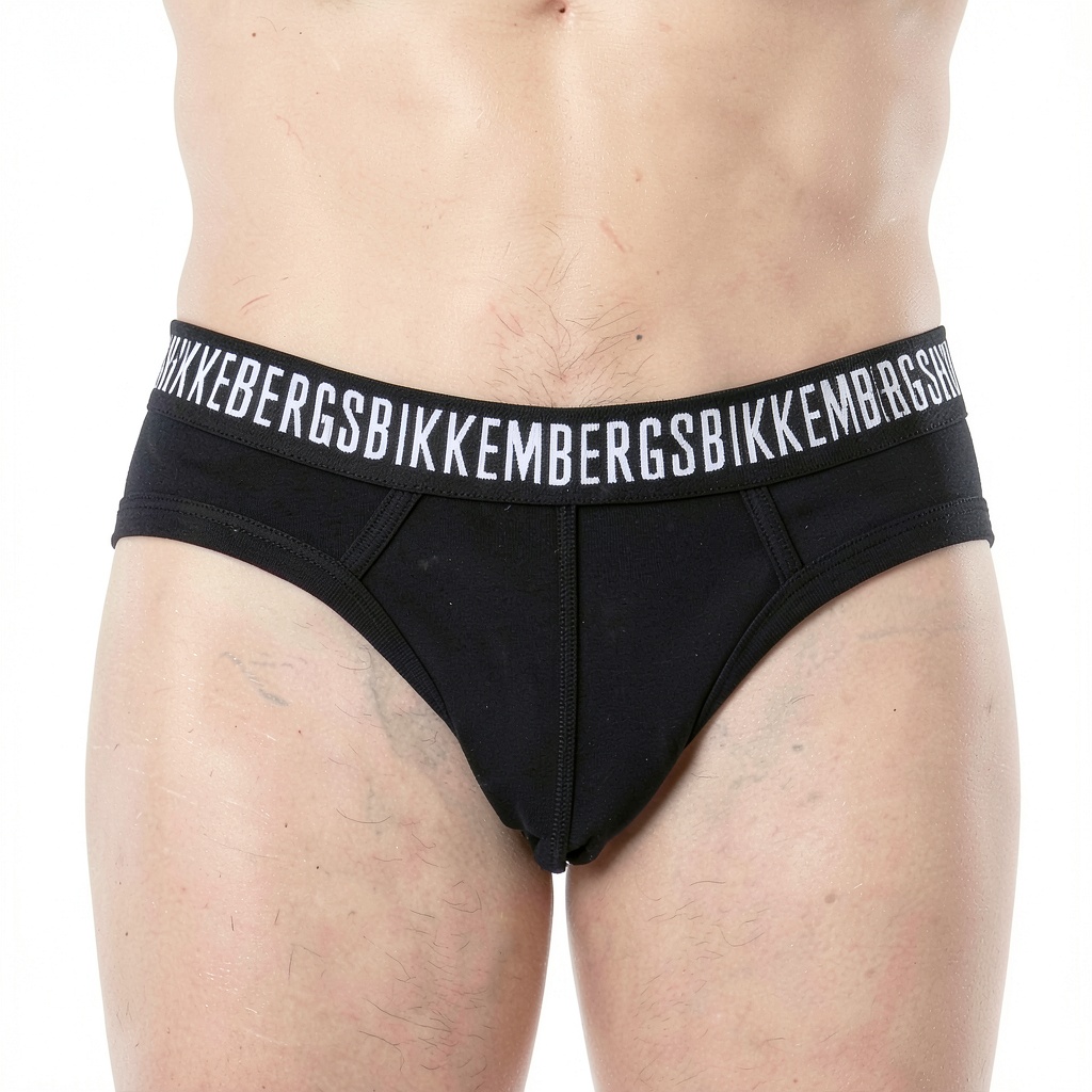 Boxer Bikkembergs nero su sfondo neutro