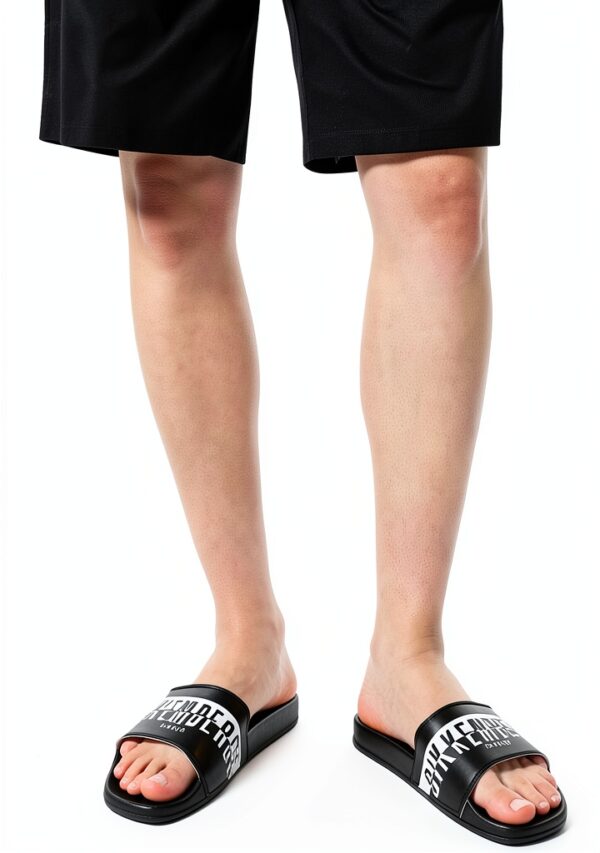 Pantofola Bikkembergs uomo in pelle nera con logo-1